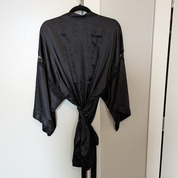 😃 Victoria's Secret short black robe sz L - Picture 6 of 8